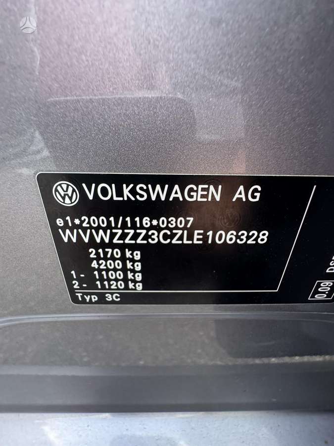 Volkswagen Passat - 10