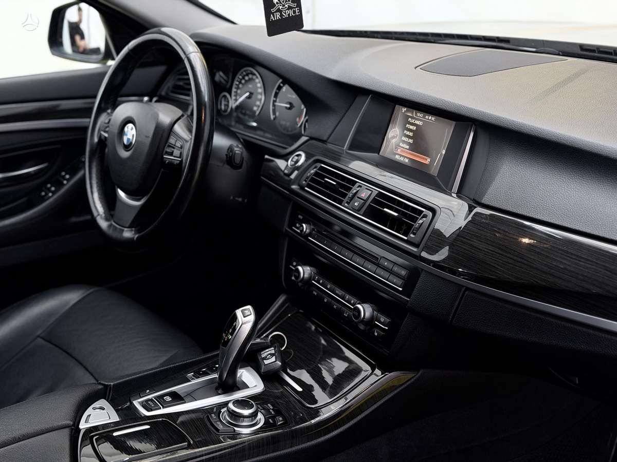 BMW 520, 2.0 l., Универсал
