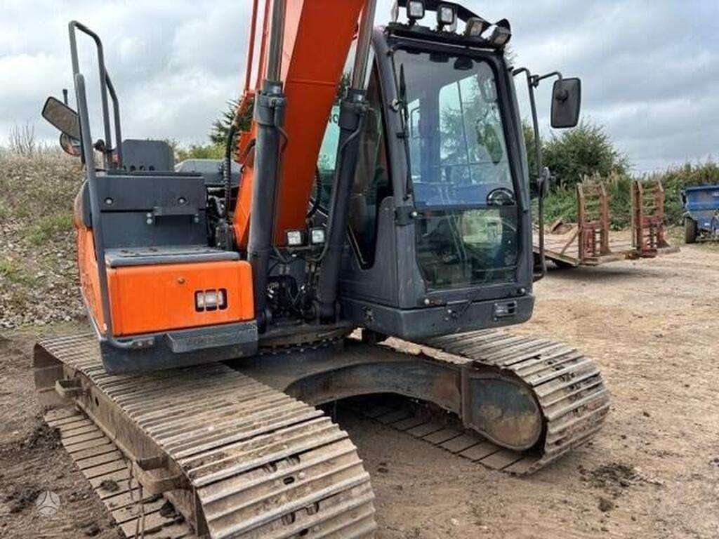 Doosan Doosan DX140LC-5, экскаваторы