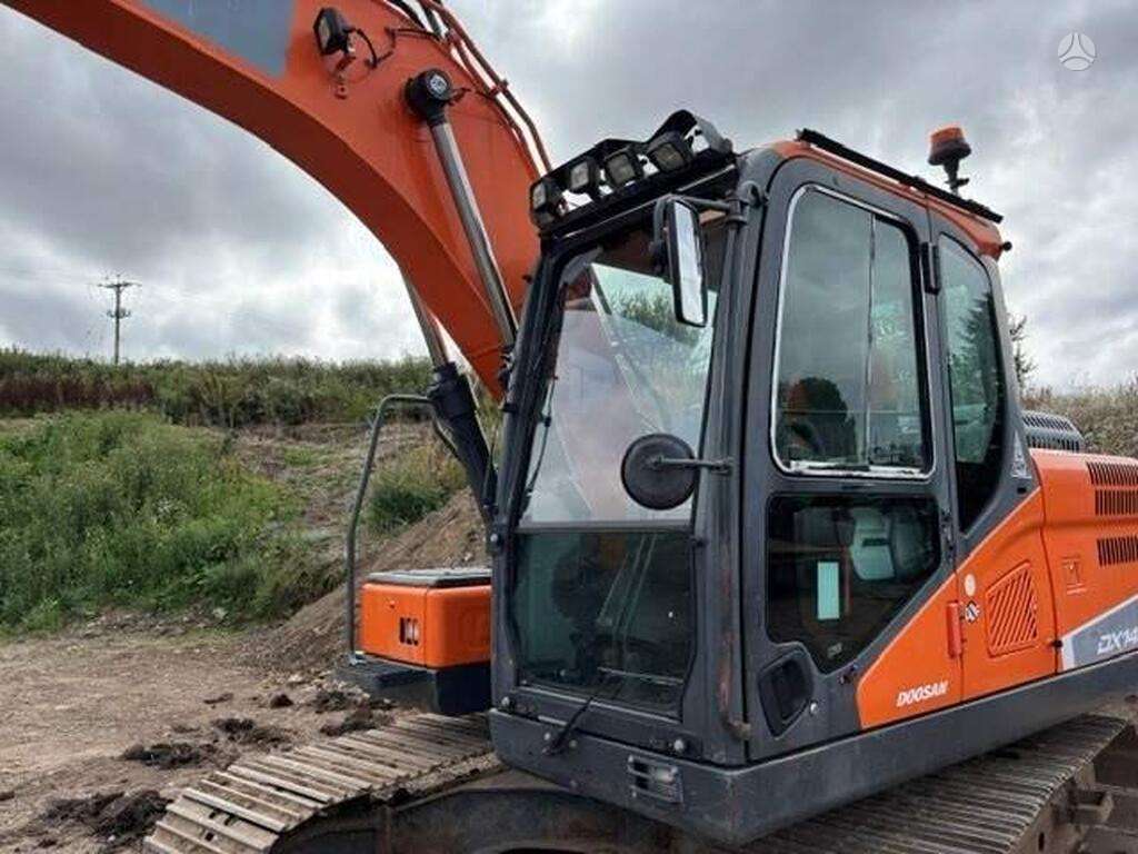 Doosan Doosan DX140LC-5, экскаваторы