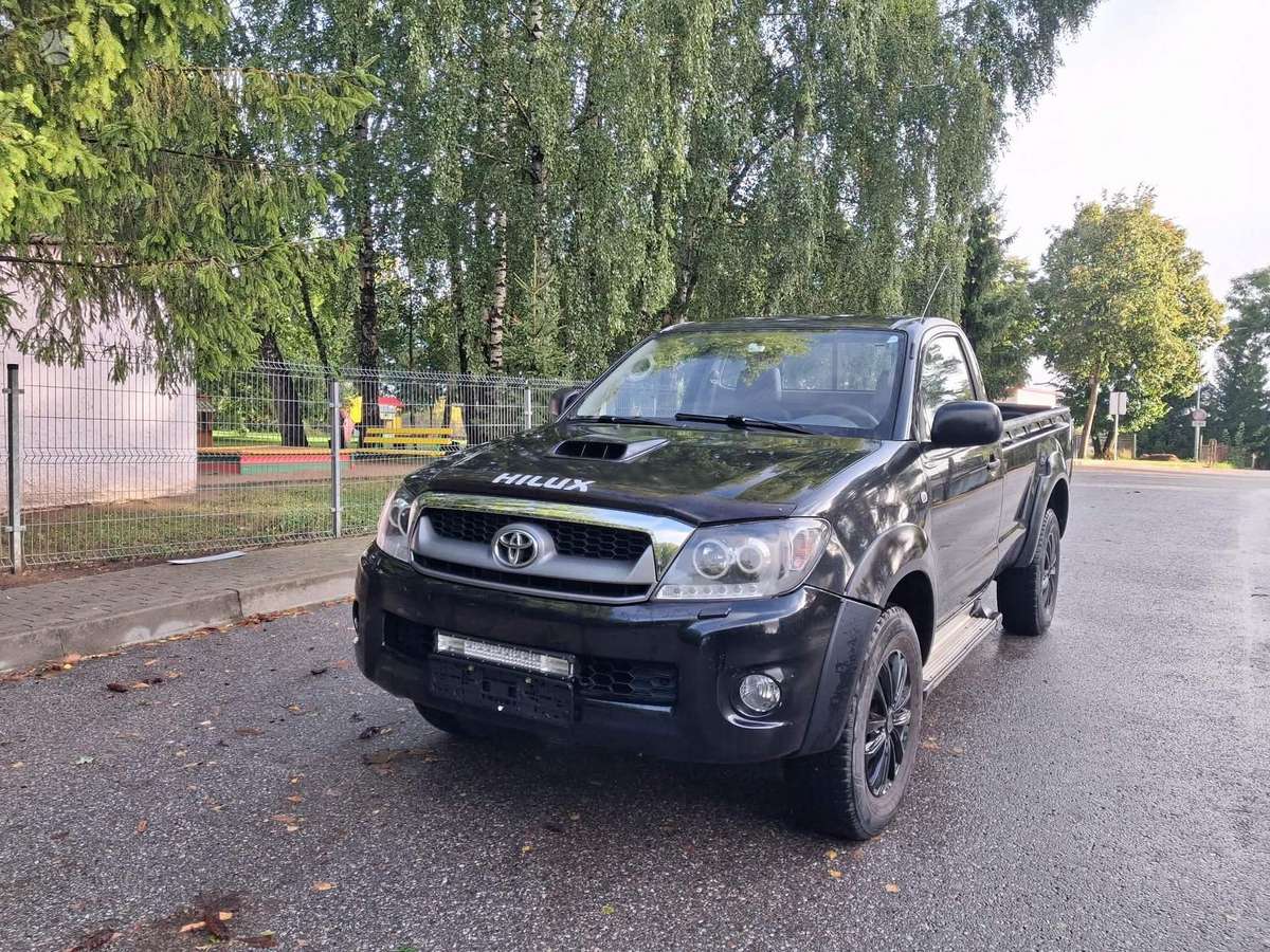 Toyota Hilux - 9