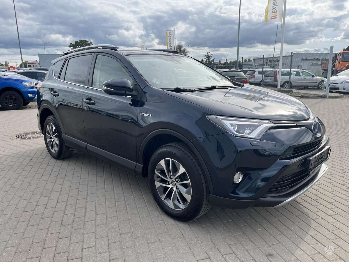 Toyota RAV4 - 4