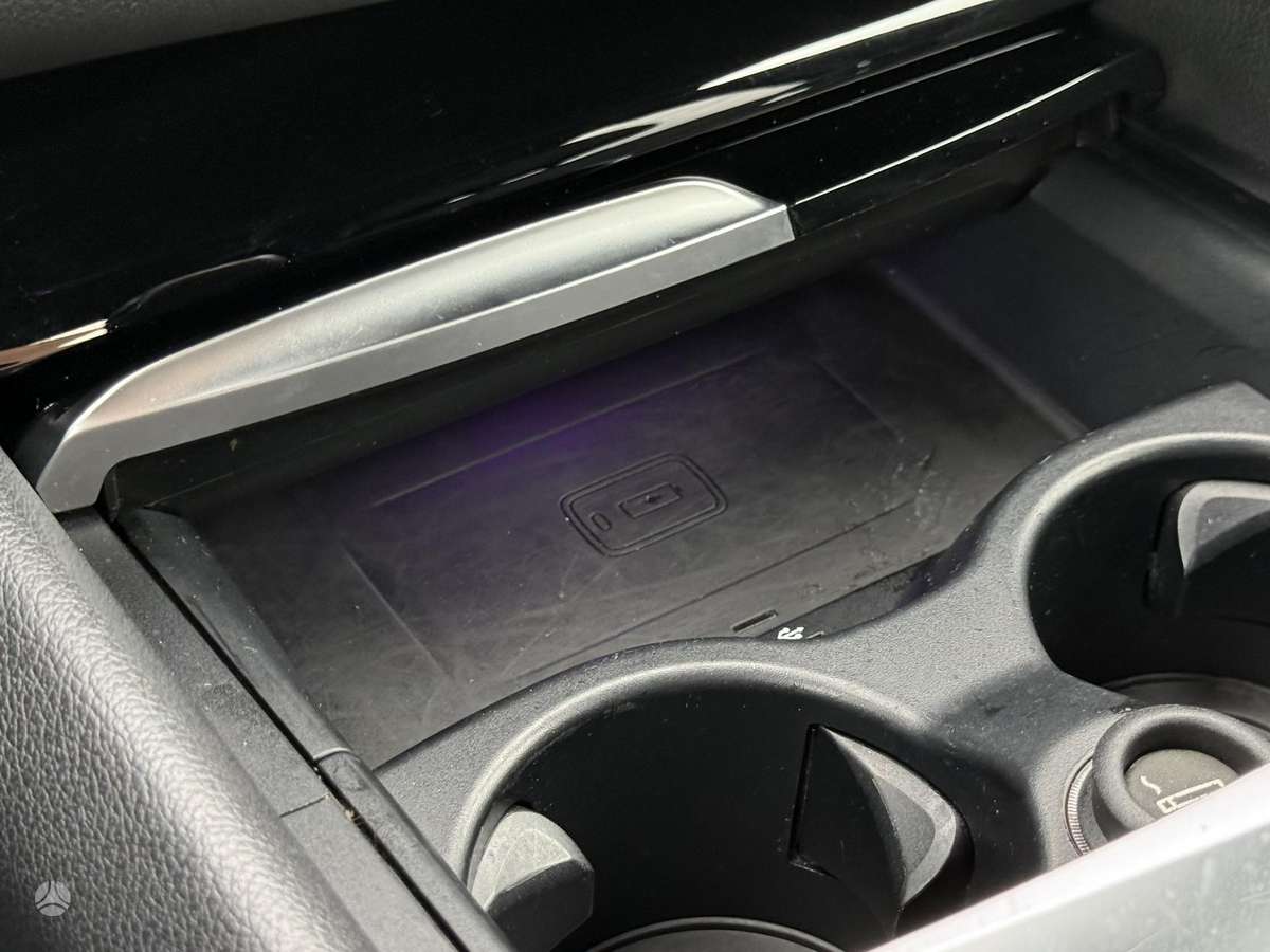 BMW 520, 2.0 l., Седан