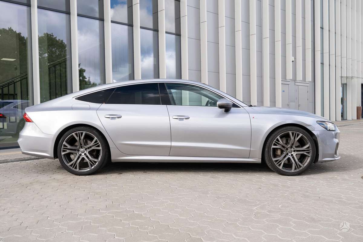 Audi A7, 3.0 l., Седан
