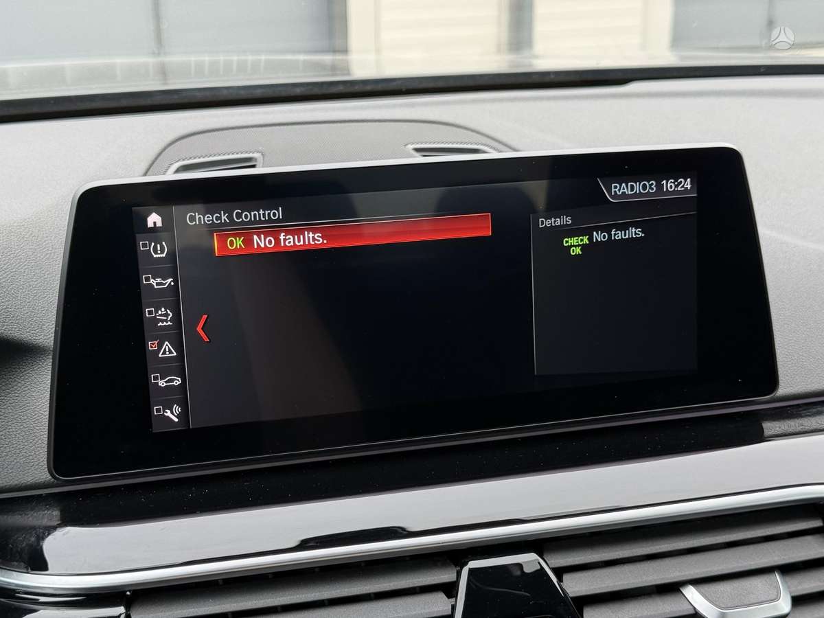 BMW 520, 2.0 l., Седан