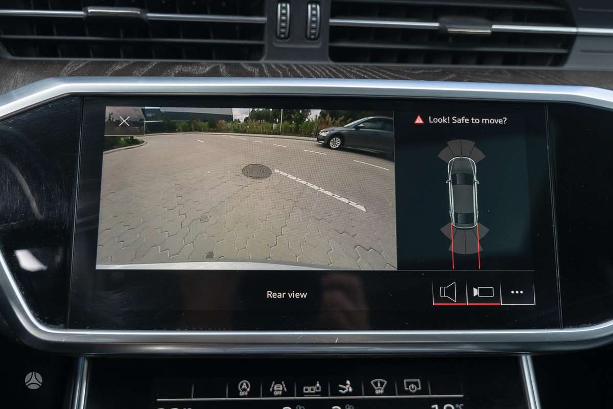 Audi A7, 3.0 l., Седан