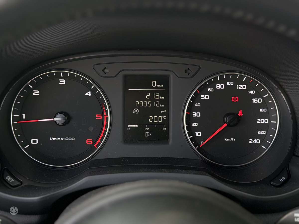 Audi A1, 1.6 l., hatchback