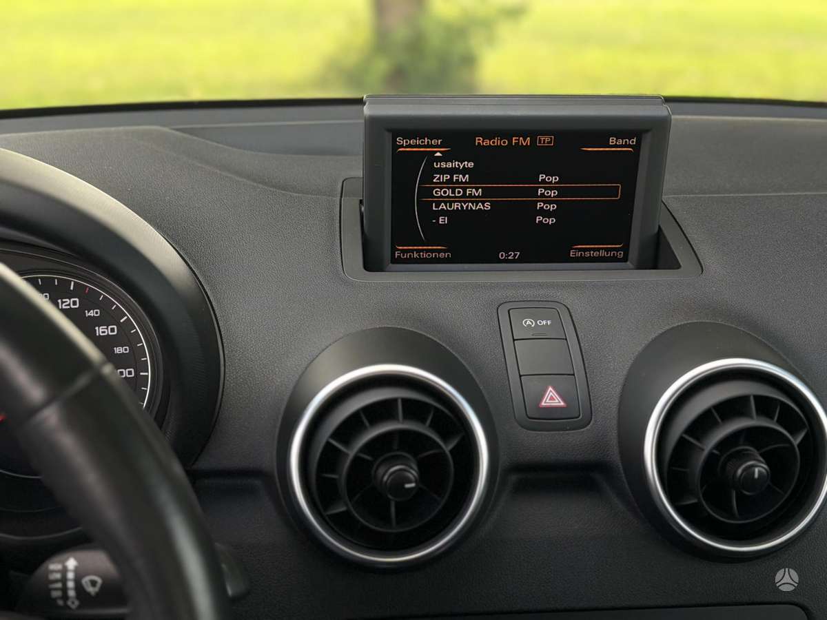 Audi A1, 1.6 l., hatchback