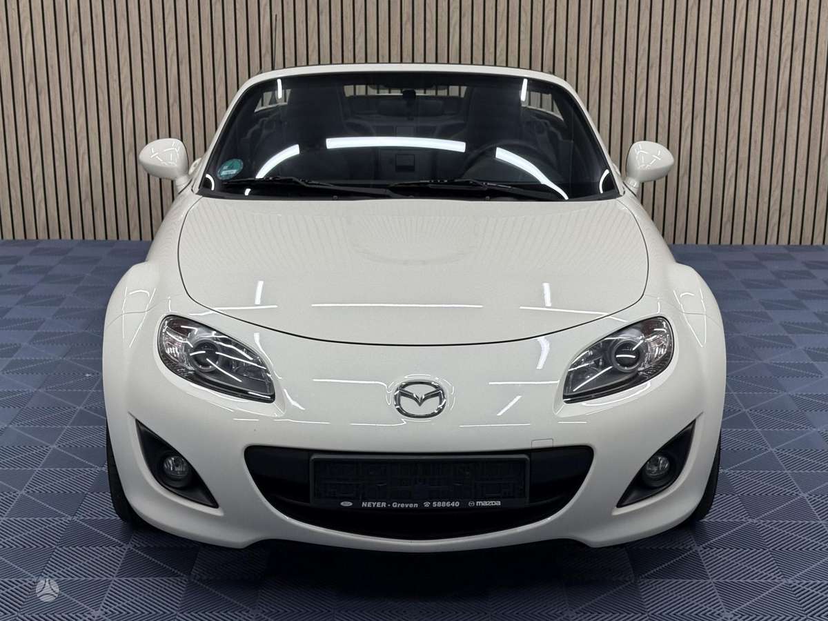 Mazda MX-5, 1.8 l., Кабриолет