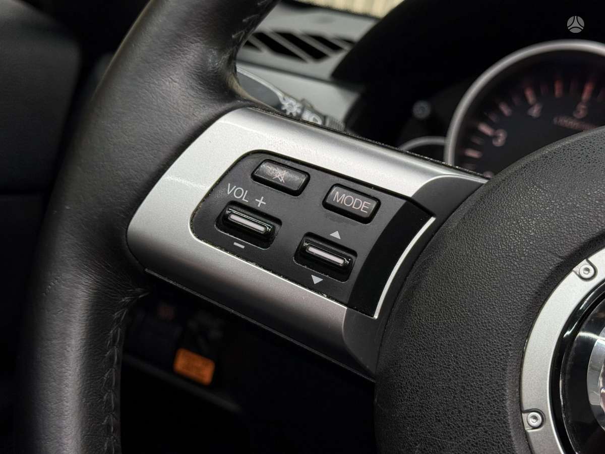 Mazda MX-5, 1.8 l., Кабриолет