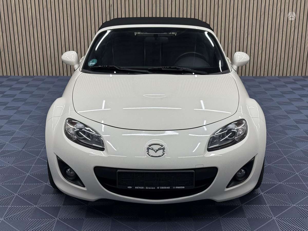Mazda MX-5, 1.8 l., Кабриолет