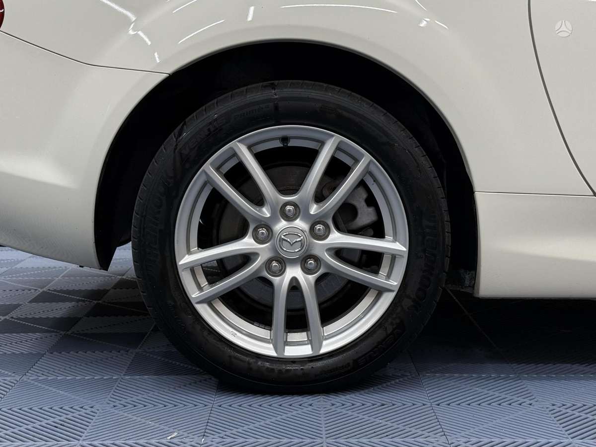Mazda MX-5, 1.8 l., Кабриолет