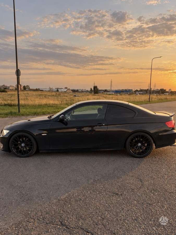 BMW 320, 2.0 l., Купе (coupe)
