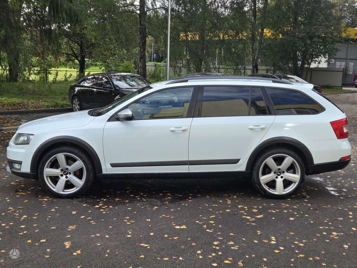 Škoda Octavia Scout - 9