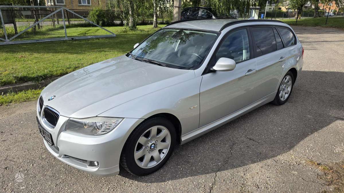 BMW 320, 2.0 l., wagon