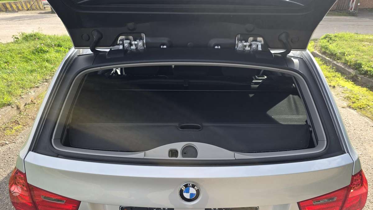 BMW 320, 2.0 l., Универсал