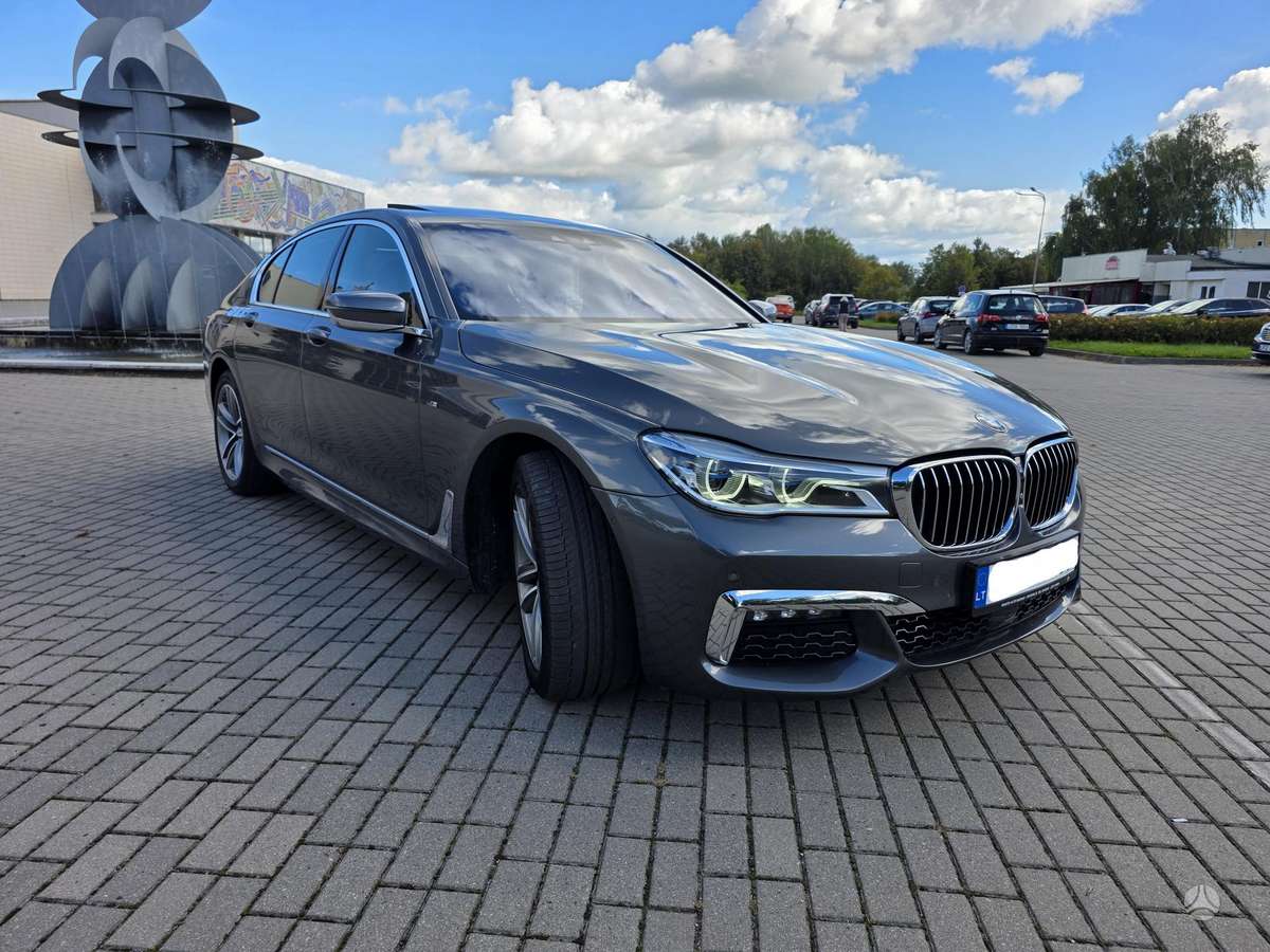 BMW 740, 3.0 l., Седан