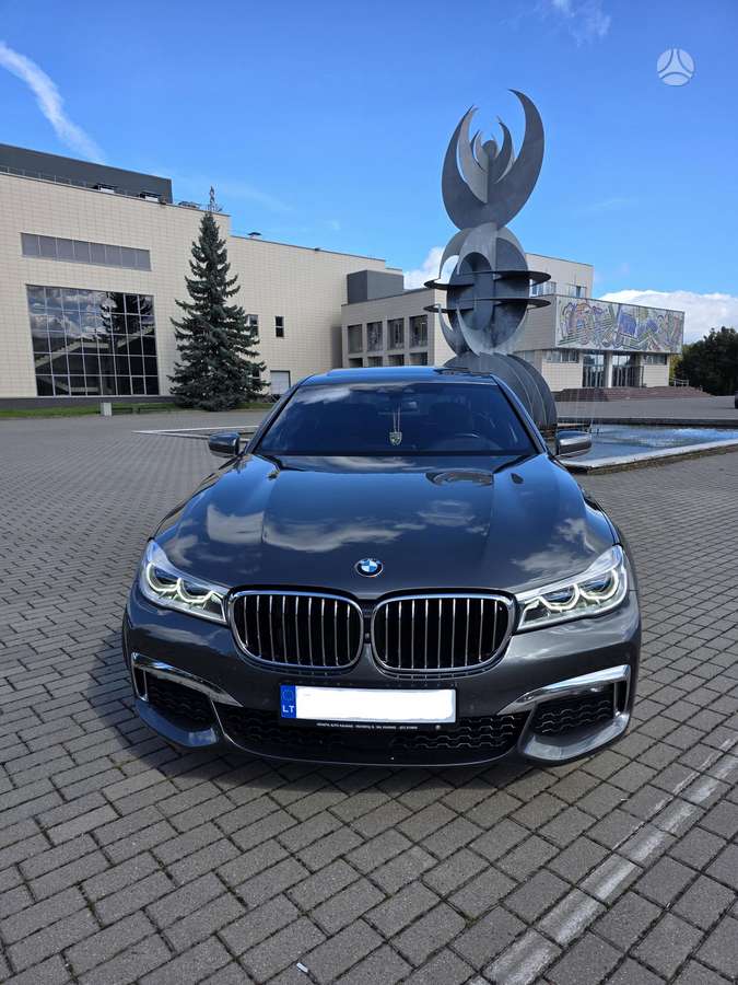 BMW 740, 3.0 l., Седан