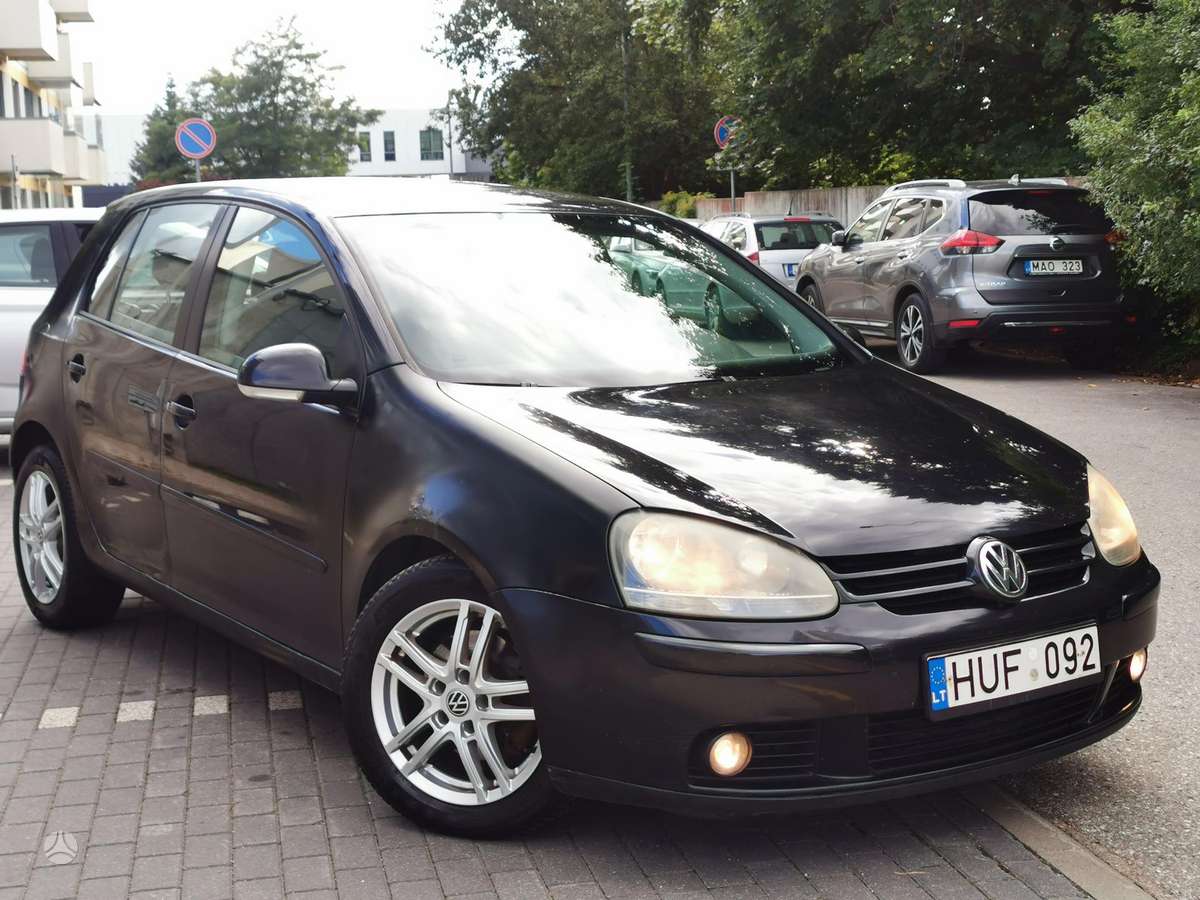 Volkswagen Golf - 11