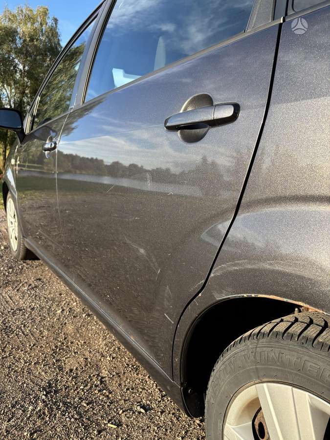 Toyota Corolla Verso - 11