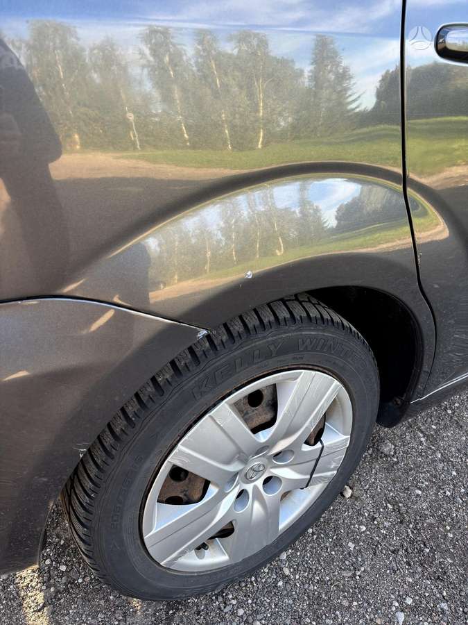 Toyota Corolla Verso - 12