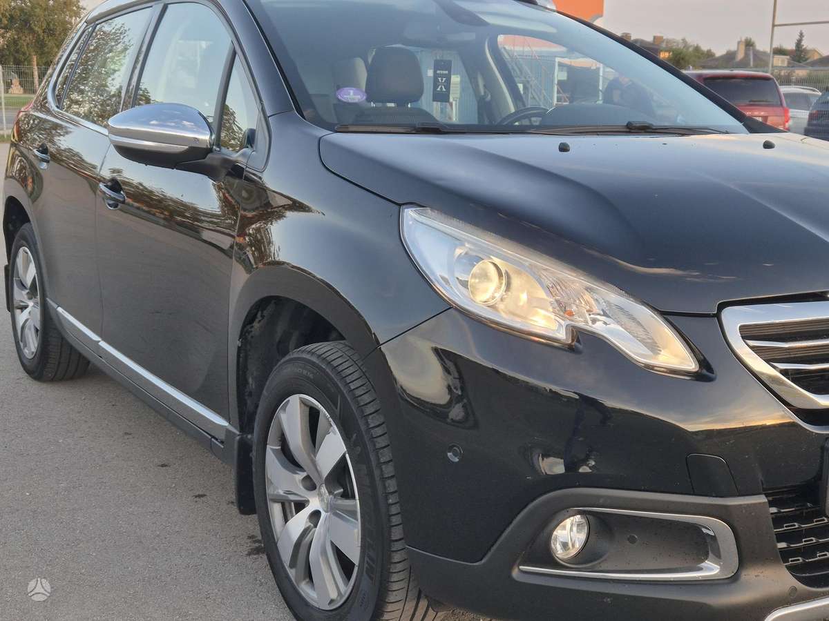 Peugeot 2008 - 5