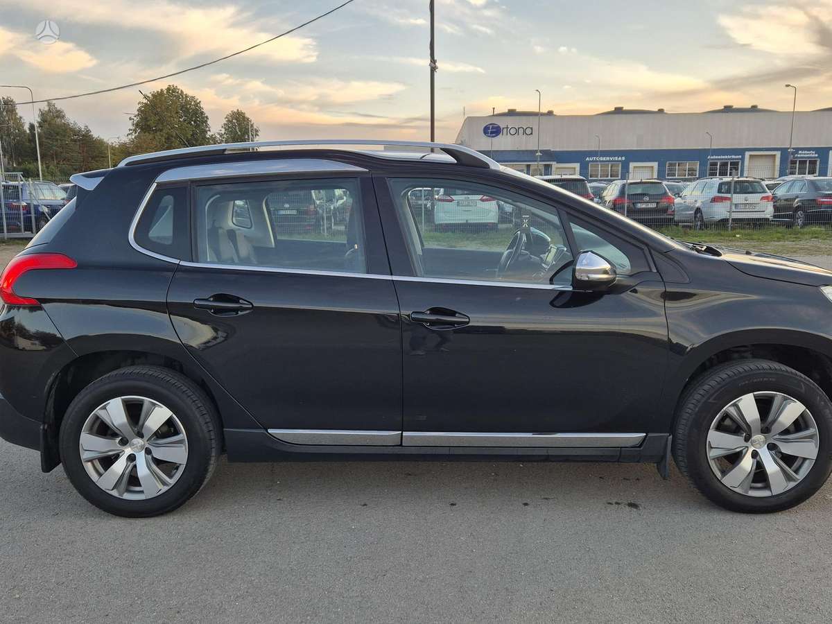 Peugeot 2008 - 6