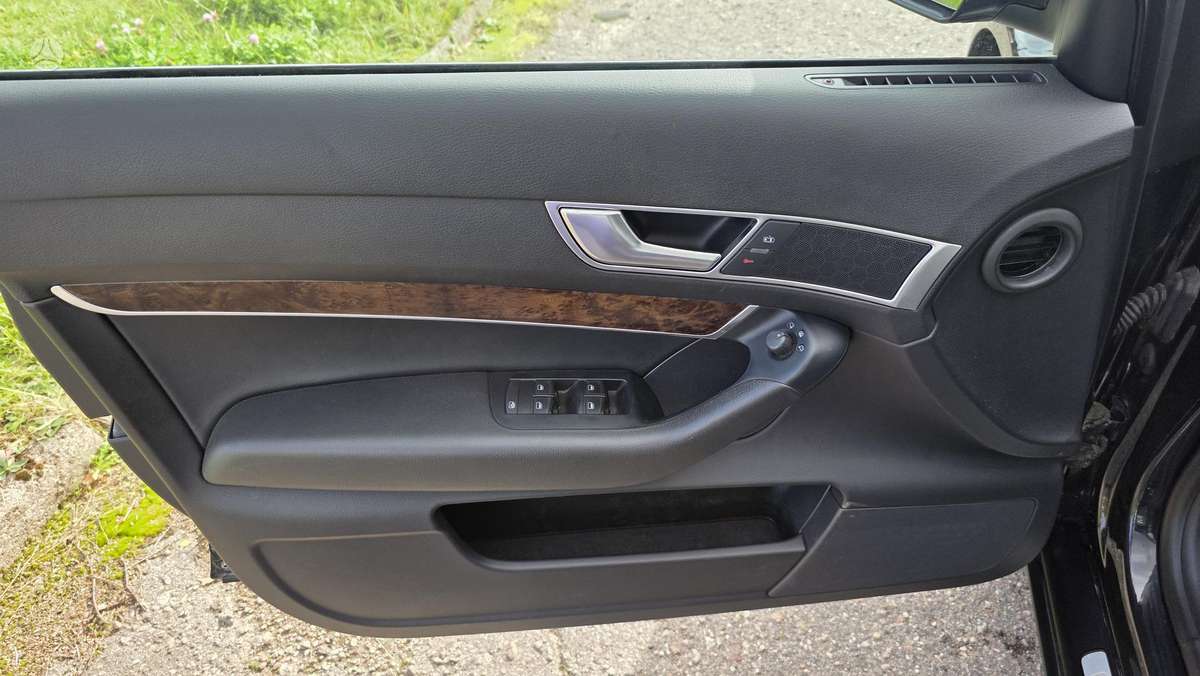 Audi A6, 3.0 l., wagon