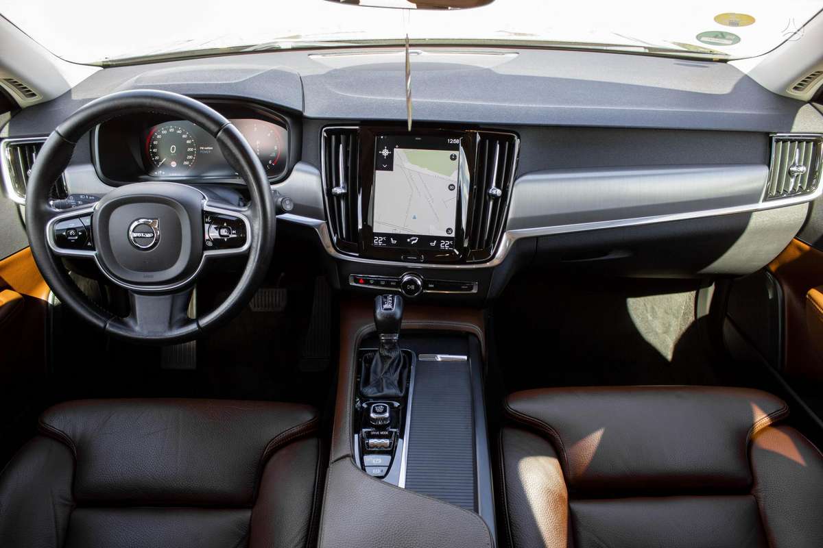 Volvo V90, 2.0 l., Универсал