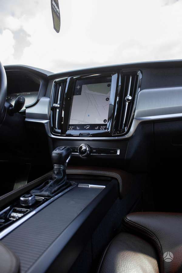 Volvo V90, 2.0 l., Универсал