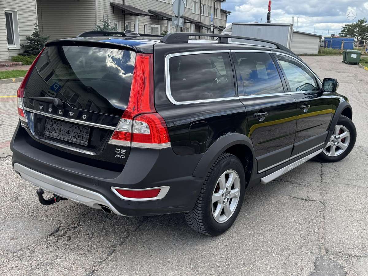 Volvo XC70 - 9