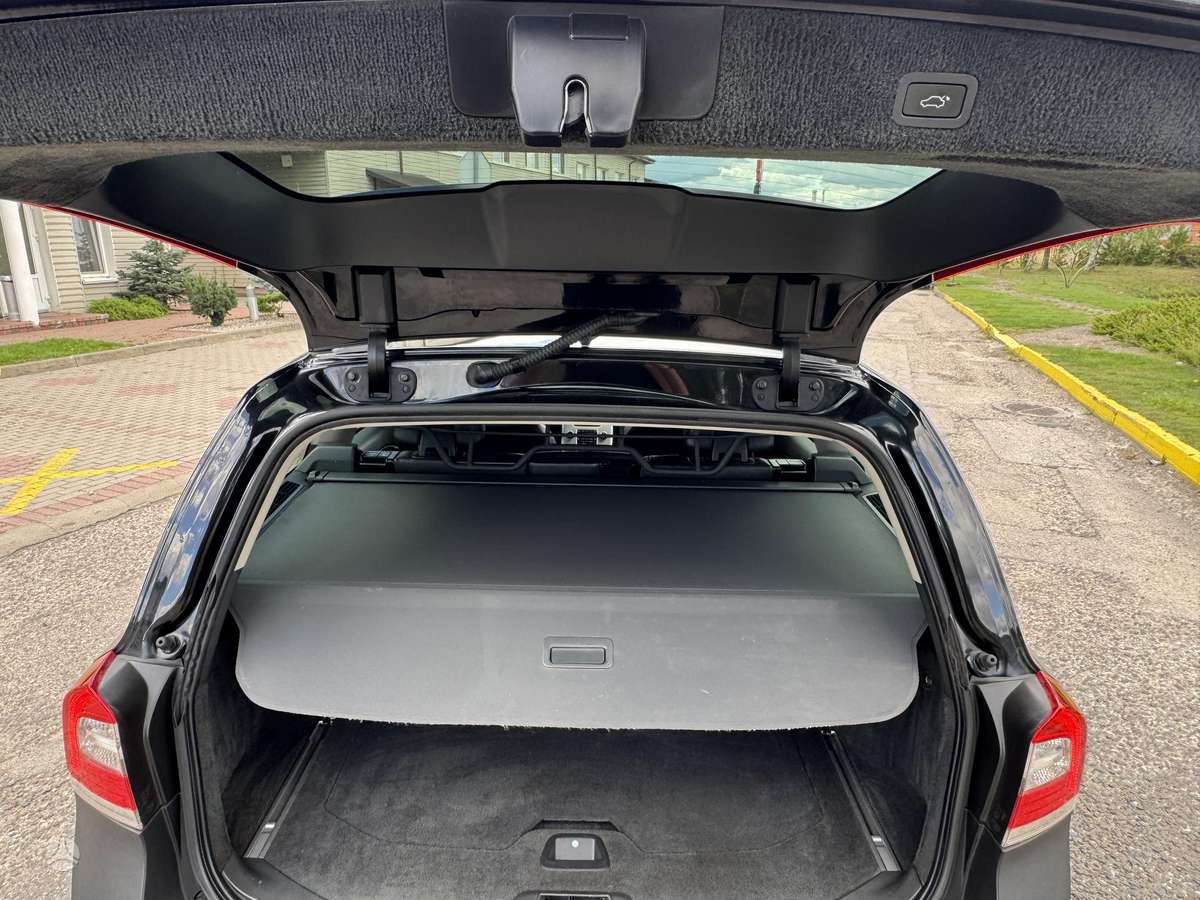 Volvo XC70, 2.4 l., Универсал