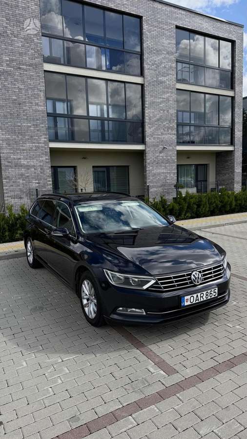 Volkswagen Passat - 4