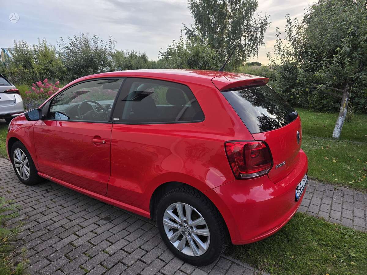 Volkswagen Polo - 2