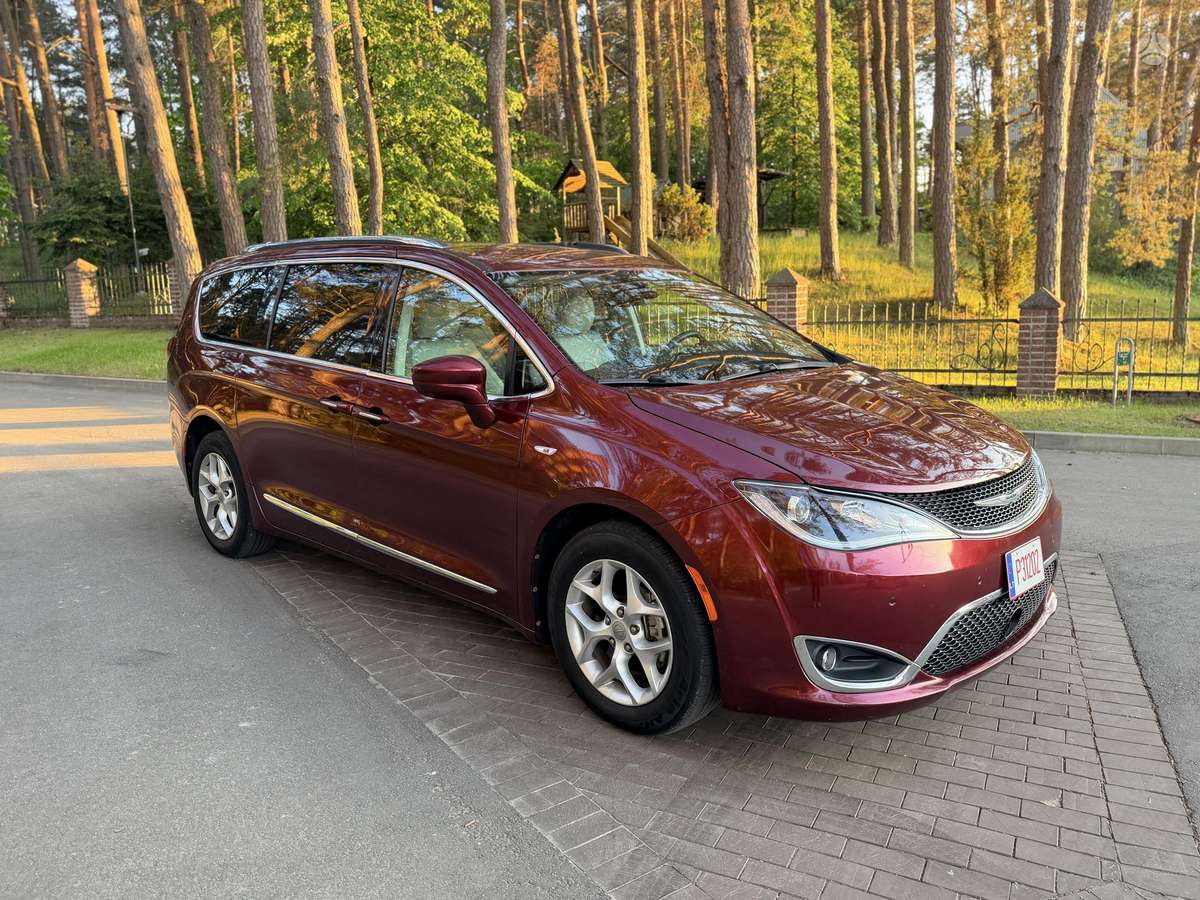 Chrysler Pacifica, 3.6 l., Минивэн