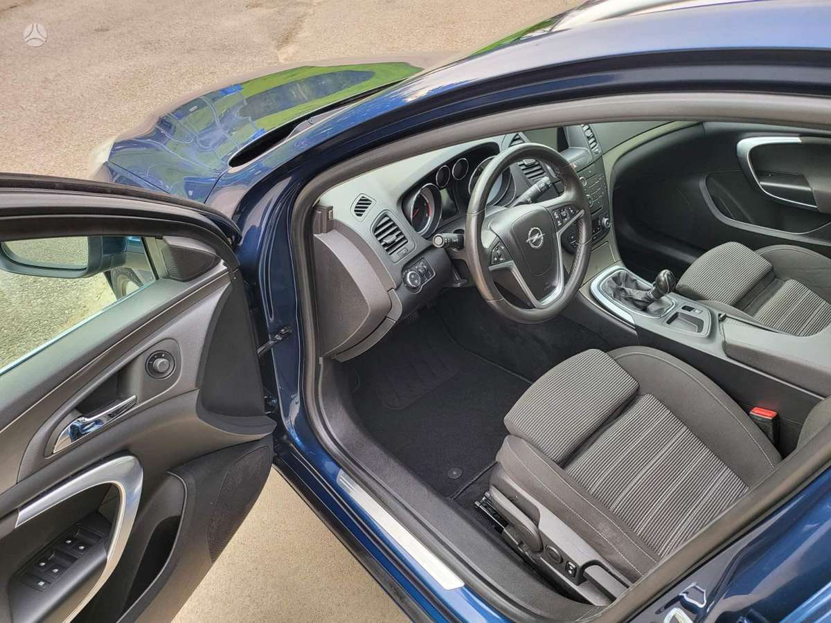 Opel Insignia, 2.0 l., Универсал
