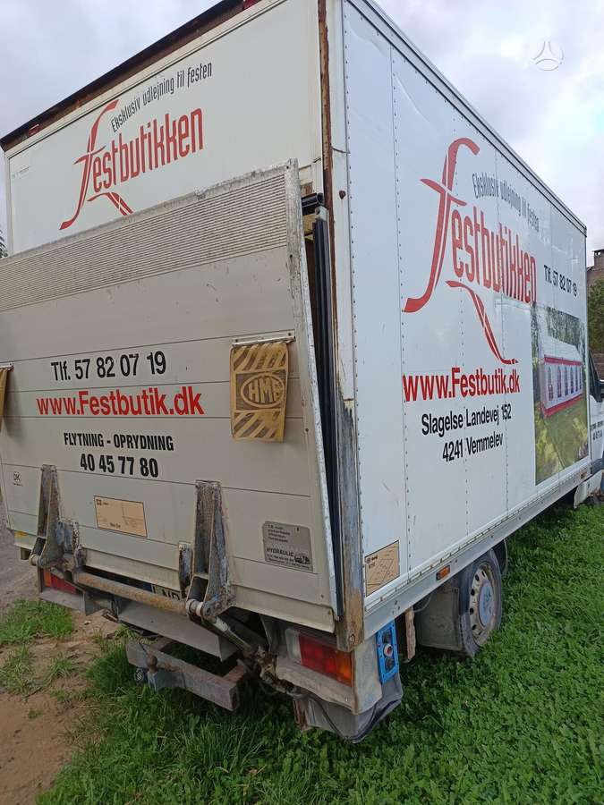 Opel Movano, box trucks / box vans