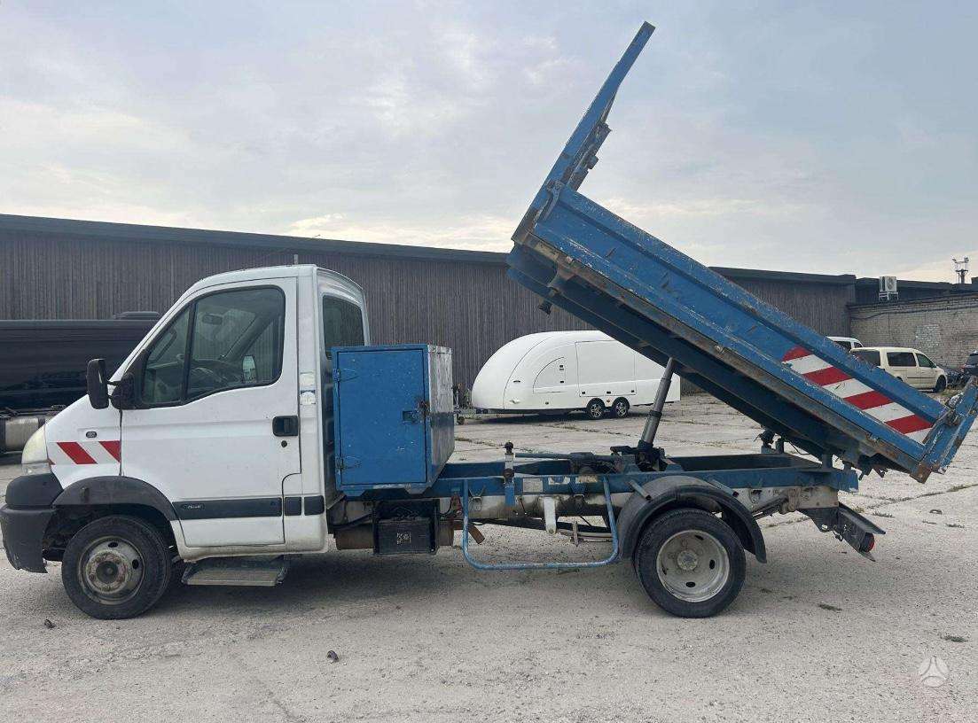 Renault Mascott - 1