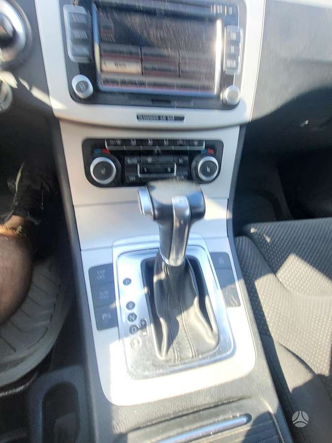 Volkswagen Passat - 6