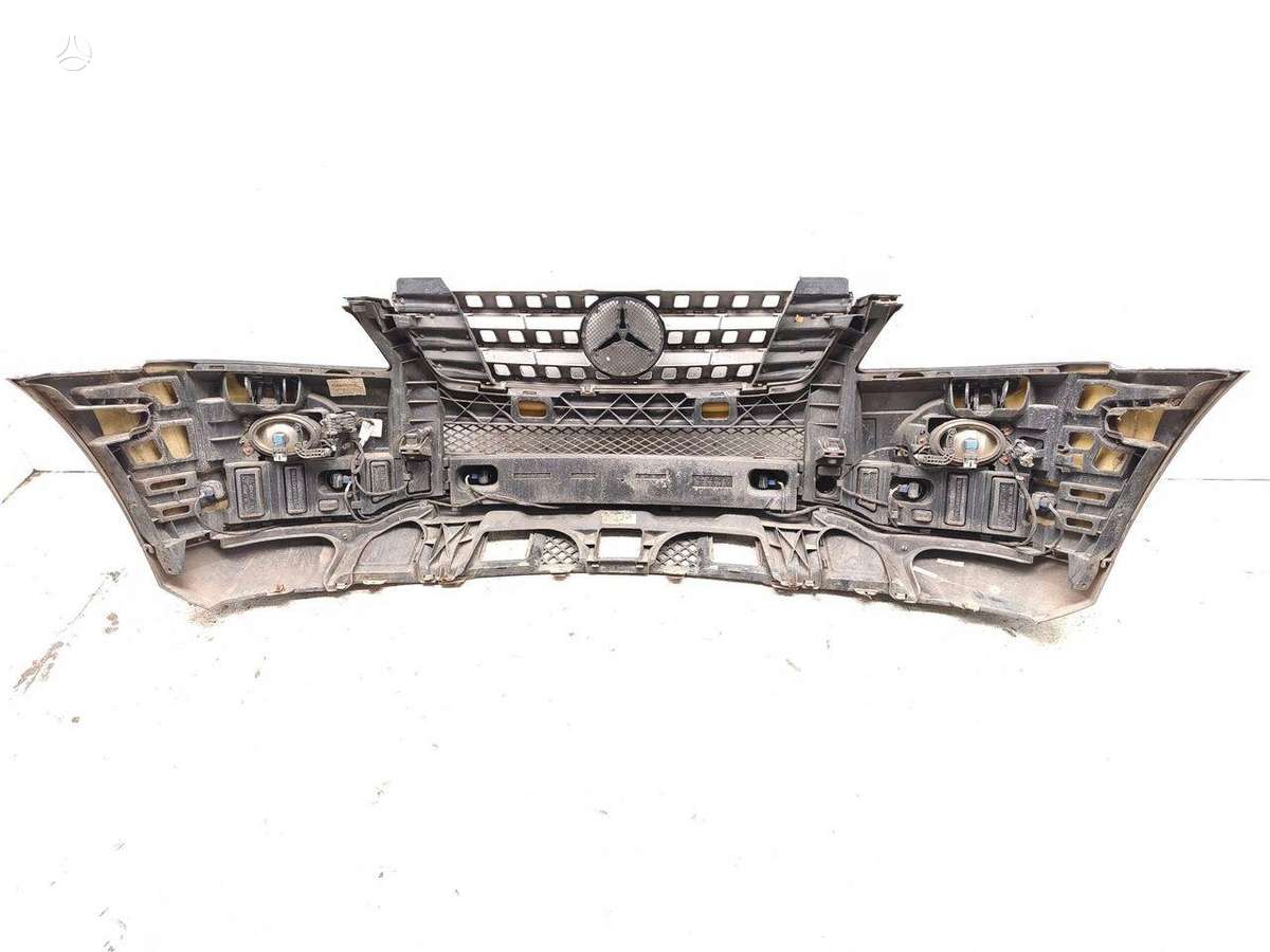 Mercedes-Benz ML320 bumpers