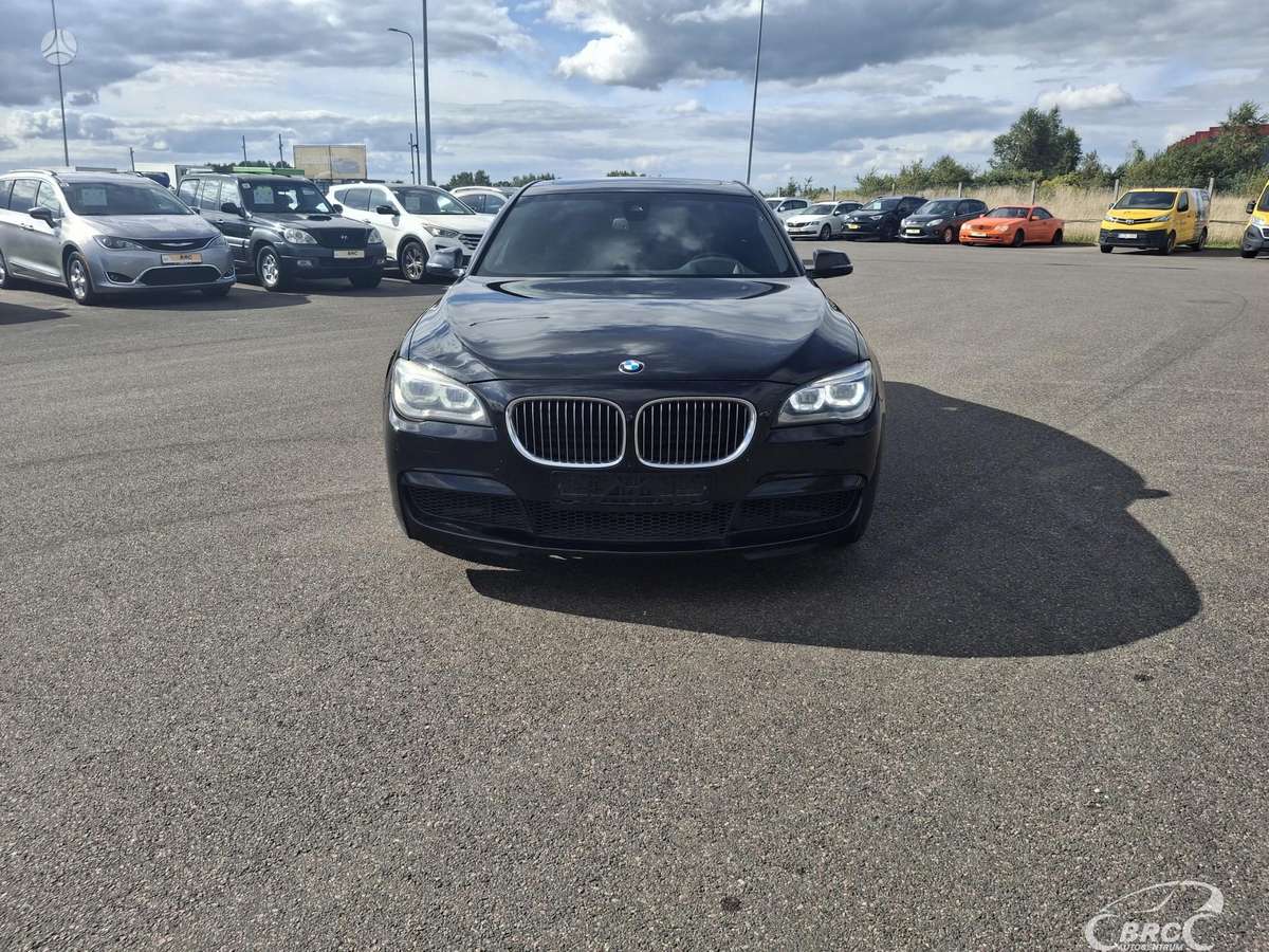 BMW 740, 3.0 l., Седан