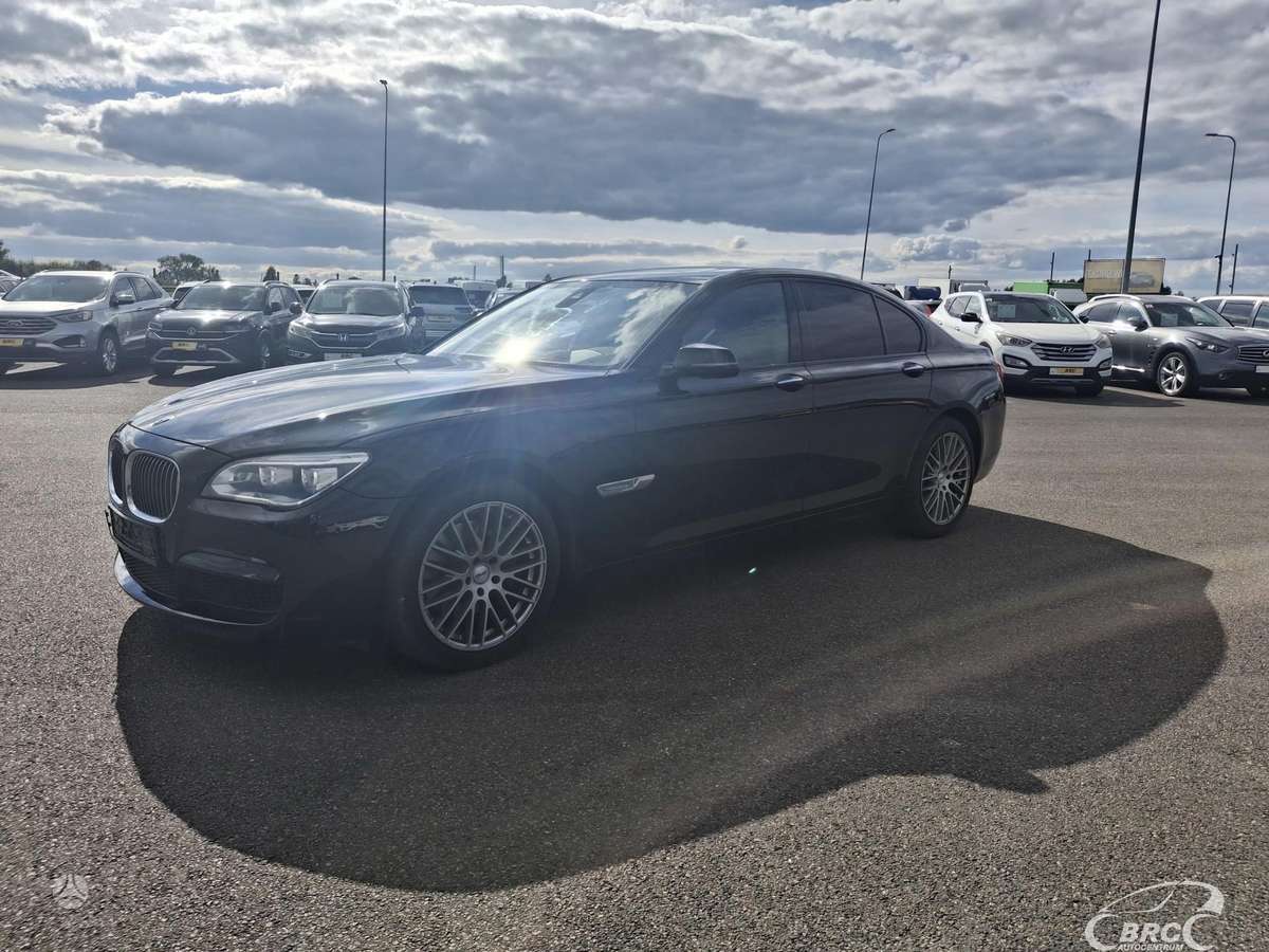 BMW 740, 3.0 l., Седан