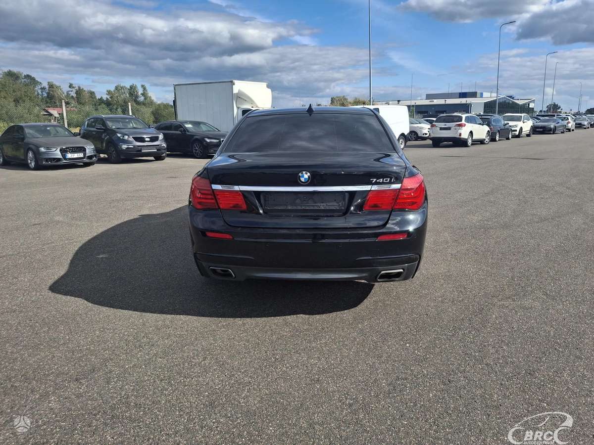 BMW 740, 3.0 l., Седан