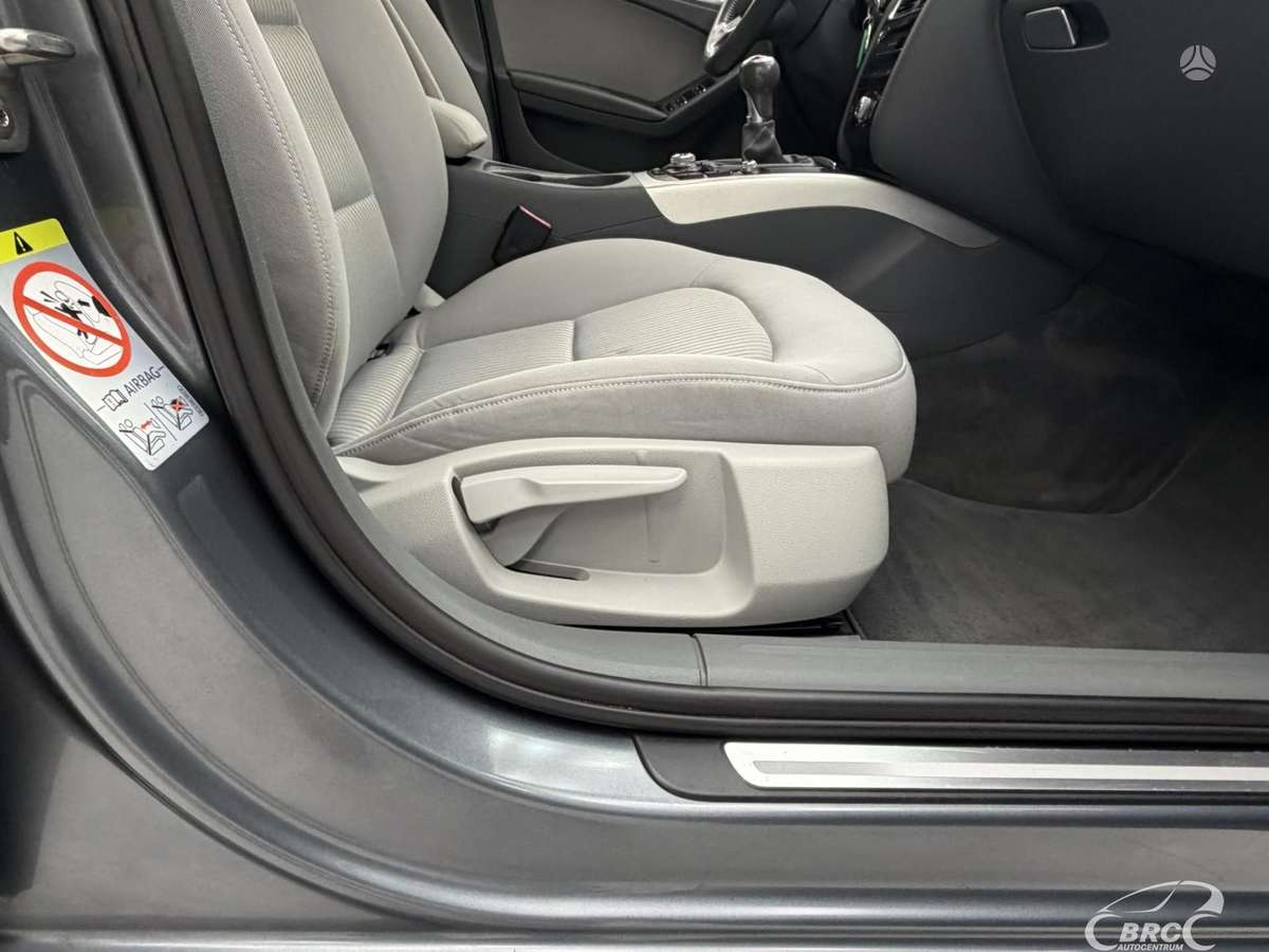 Audi A4, 2.0 l., Седан