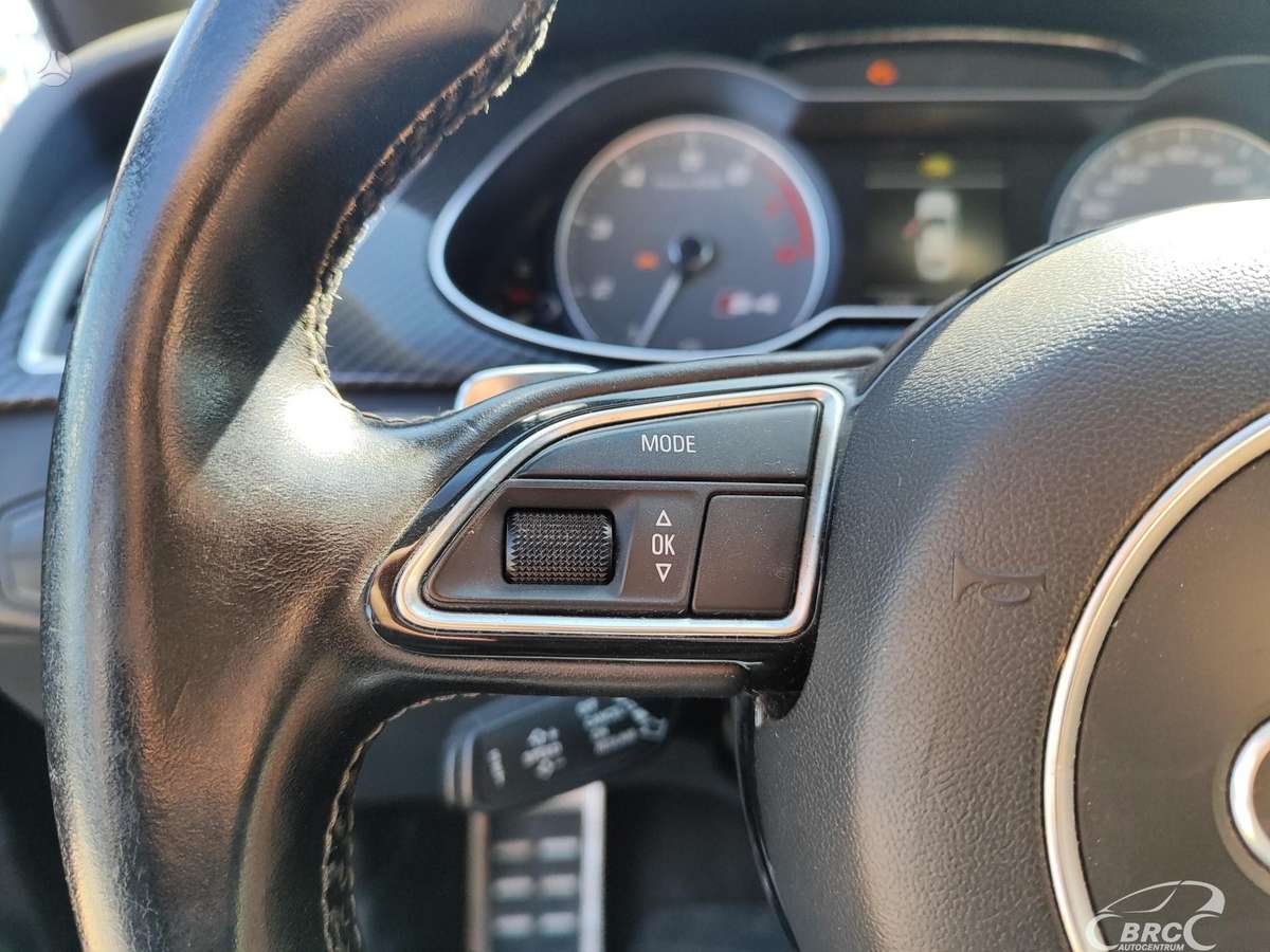 Audi S4, 3.0 l., Седан