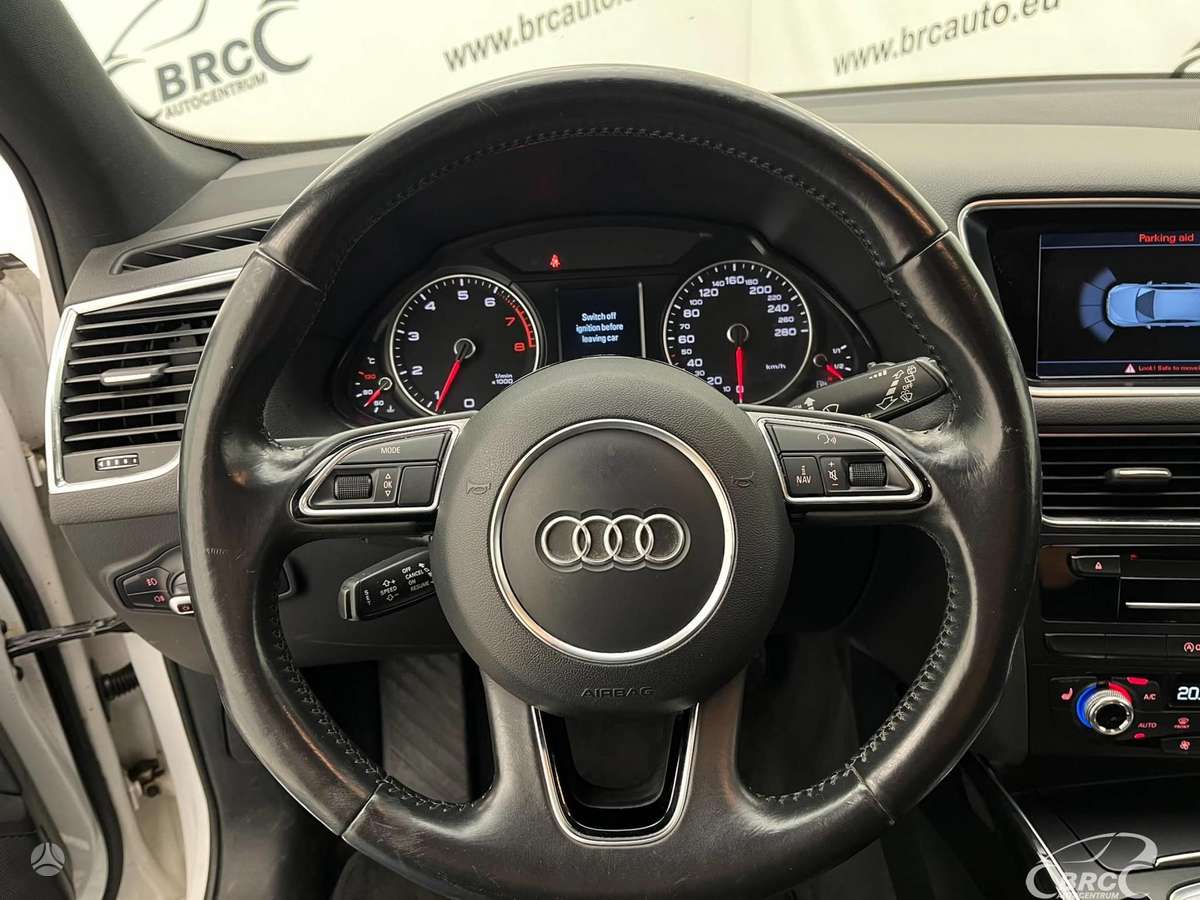 Audi Q5, 2.0 l., Внедорожник / Кроссовер