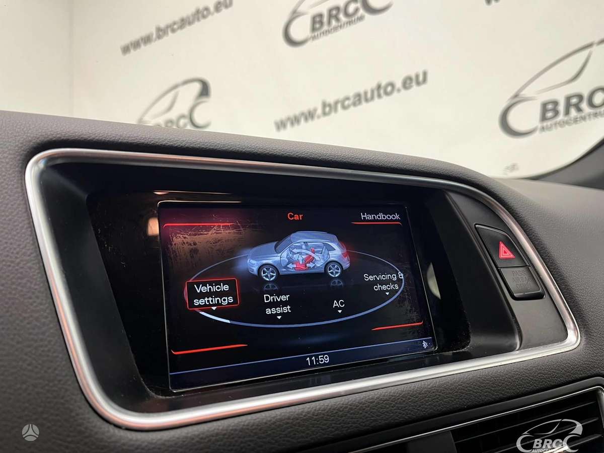 Audi Q5, 2.0 l., Внедорожник / Кроссовер