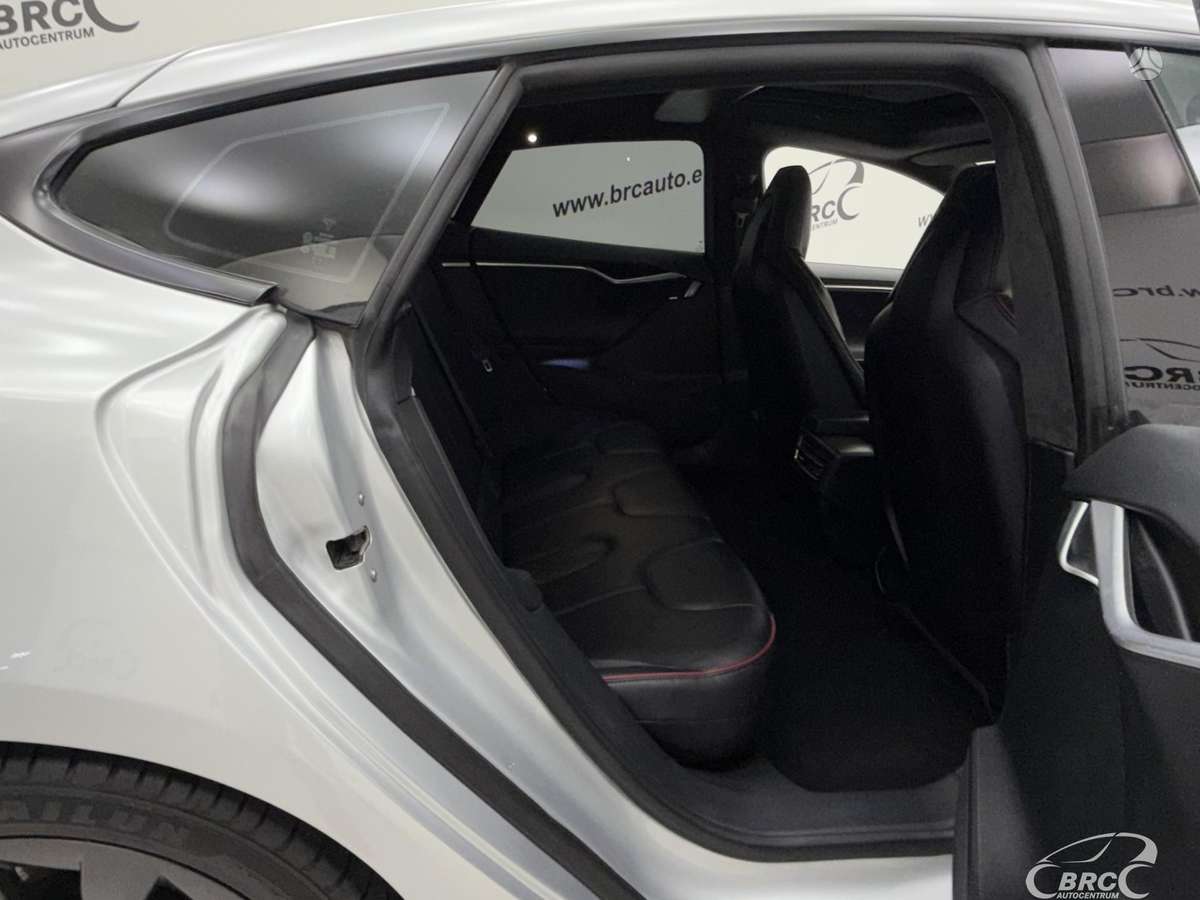 Tesla Model S, 85 кВт·ч, Седан