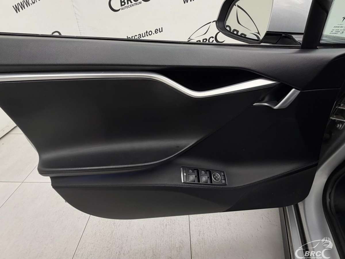 Tesla Model S, 85 кВт·ч, Седан