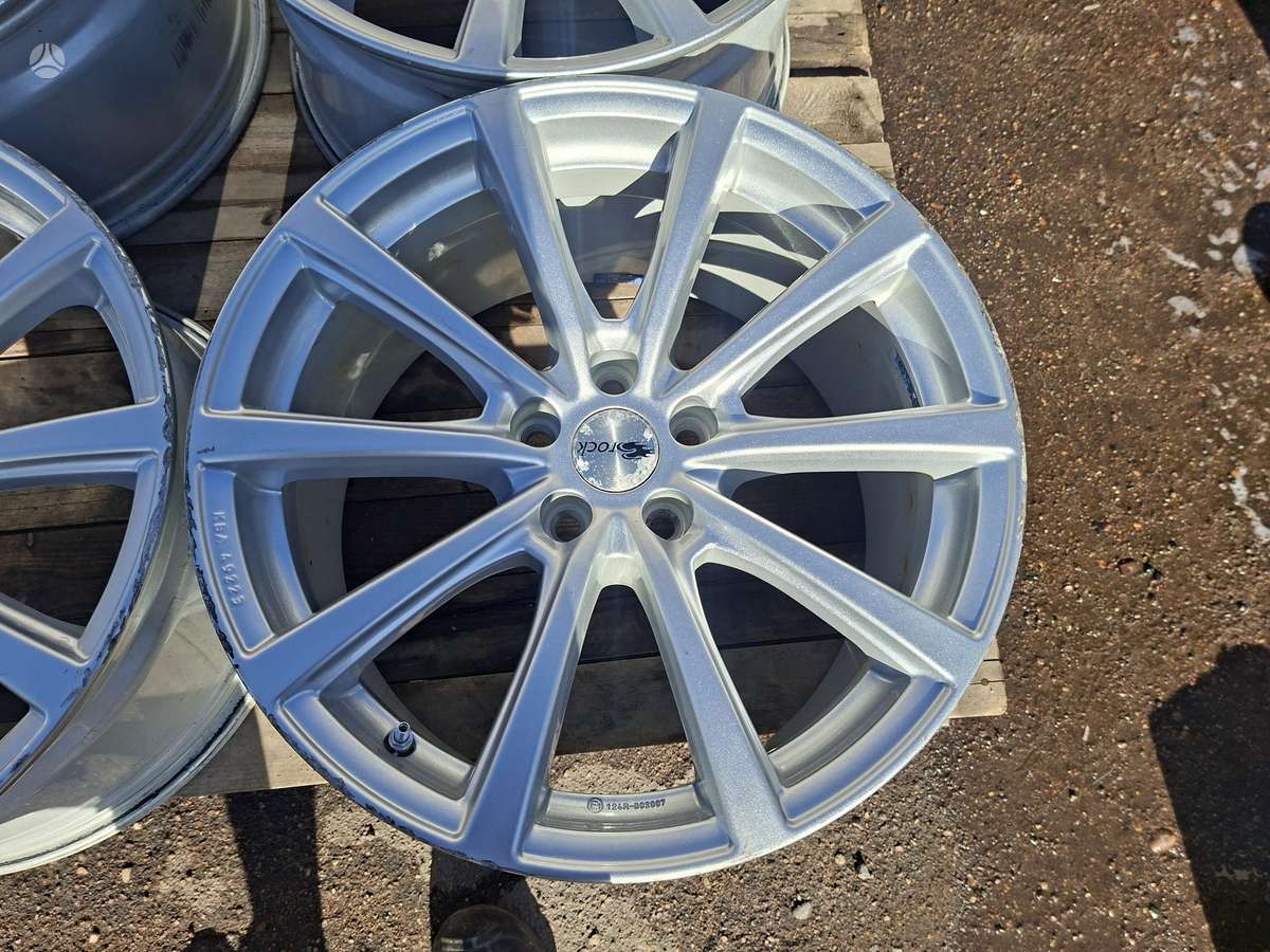 TESLA 9.5J ET45 64.1, легкосплавные , R19
